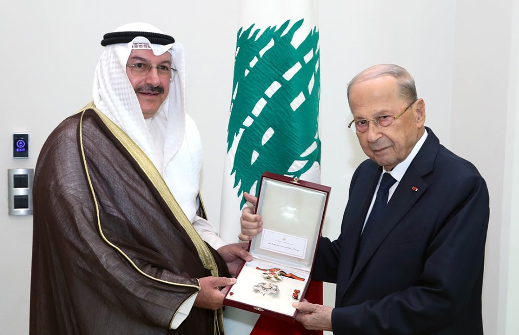 BEIRUT: Lebanese President Michel Aoun grants Kuwait's Ambassador to Lebanon Abdulaal Al-Qenae the National Cedar Medal of the rank of Senior Officer. - KUNA