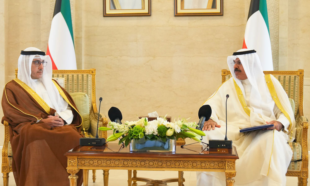 Kuwait Prime Minister receives FM, diplomatic missions' chiefs