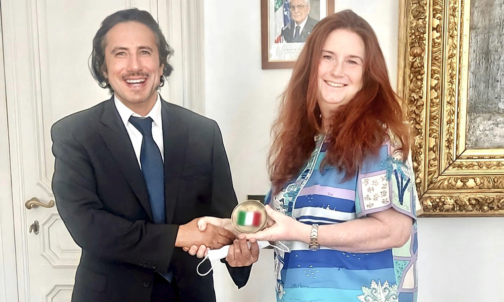 Italian President's Diplomatic Advisor Emanuela d'Alessandro receives Kuwait's Ambassador to Italy Azzam Al-Sabah
