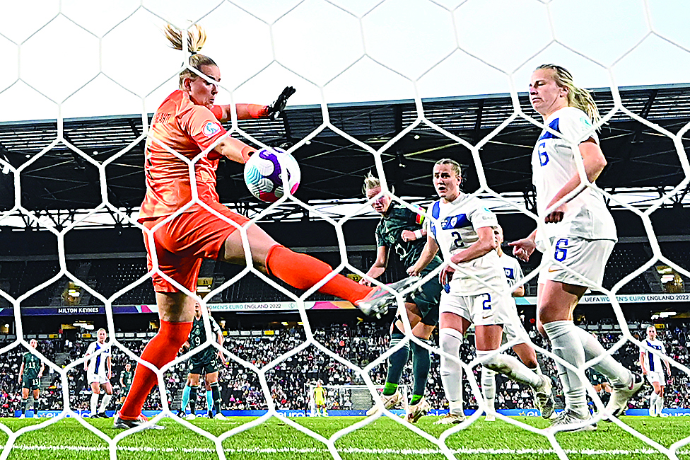LONDON: Germany's striker Alexandra Popp (3rd right) scores her team's second goal during the UEFA Women's Euro 2022 Group B football match between Finland and Germany at Stadium MK in Milton Keynes, north of London.- AFP