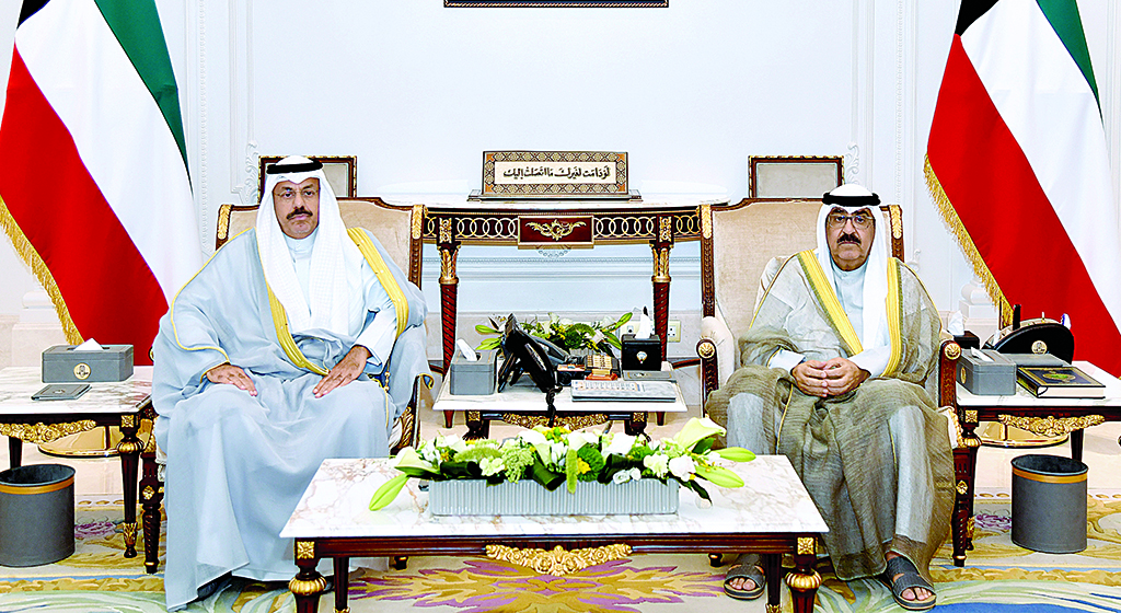 KUWAIT: His Highness the Crown Prince Sheikh Mishal Al-Ahmad Al-Jaber Al-Sabah meets Prime Minister retired General Sheikh Ahmad Nawaf Al-Ahmad Al-Sabah. - KUNA photos
