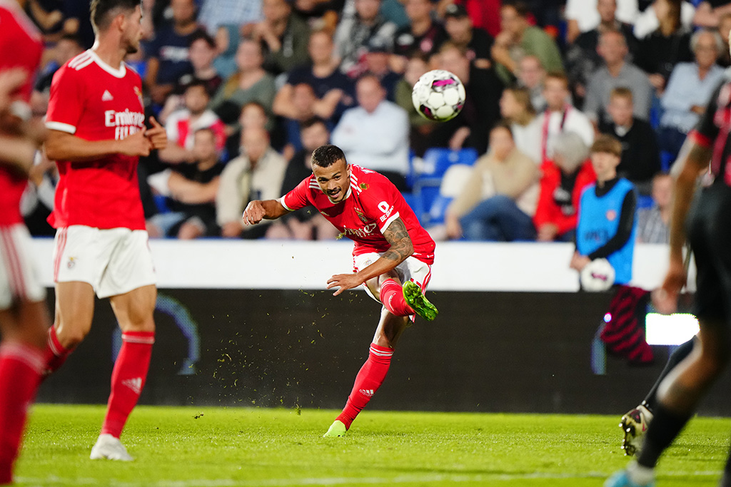 HERNING: Benfica’s Diogo Goncalves shoots to score a goal during the UEFA Champions League third qualifying round second leg football match between FC Midtjylland and SL Benfica in Herning, Denmark, on August 9, 2022. – AFP