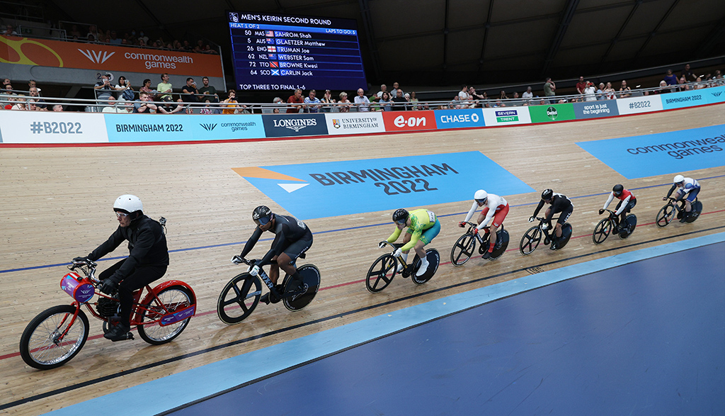 LONDON: (From left) Malaysia's Ridwan Sahrom, Australia's Matthew Glaetzer, England's Joe Truman, New Zealand's Sam Webster, Trinidad and Tobago's Kwesi Browne and Scotland's Jack Carlin compete in the men's Keirin second round cycling event on day two of the Commonwealth Games, at the Lee Valley VeloPark in east London.- AFP