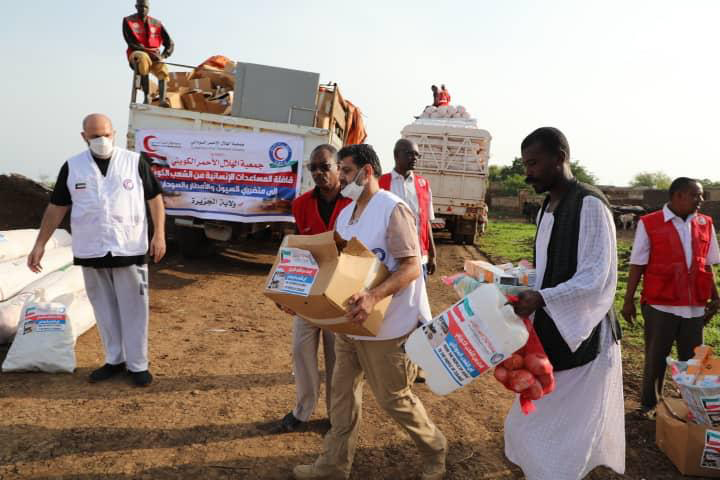Kuwait Red Crescent Society delivers aid to flood-hit people in Sudan. - KUNA