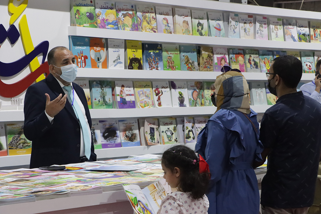 AMMAN: People visit the 20th Amman International Book Fair in this Sept 23, 2021 file photo. - Xinhua