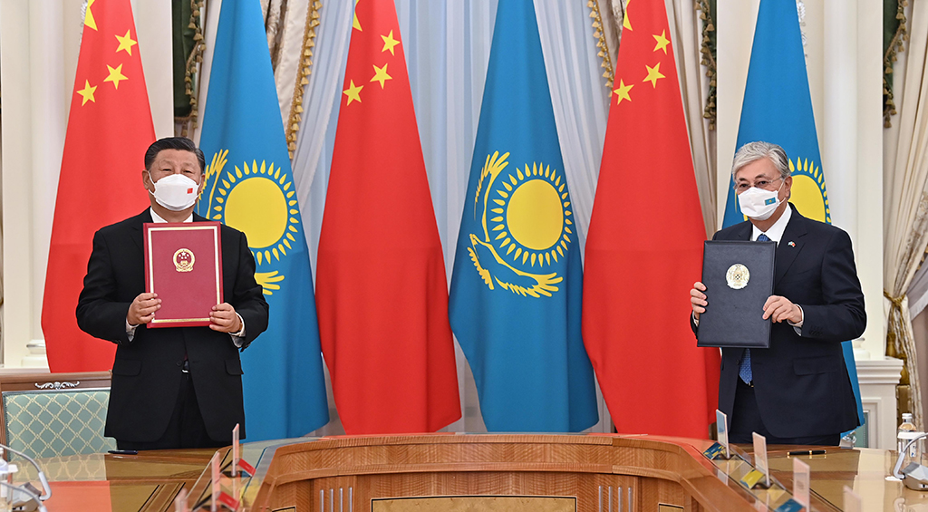 NUR-SULTAN, Kazakhstan: Kazakh President Kassym-Jomart Tokayev meets with China's President Xi Jinping in Nur-Sultan on September 14, 2022. China's leader landed in ex-Soviet Kazakhstan, in his first trip abroad since the early days of the coronavirus pandemic. - AFP