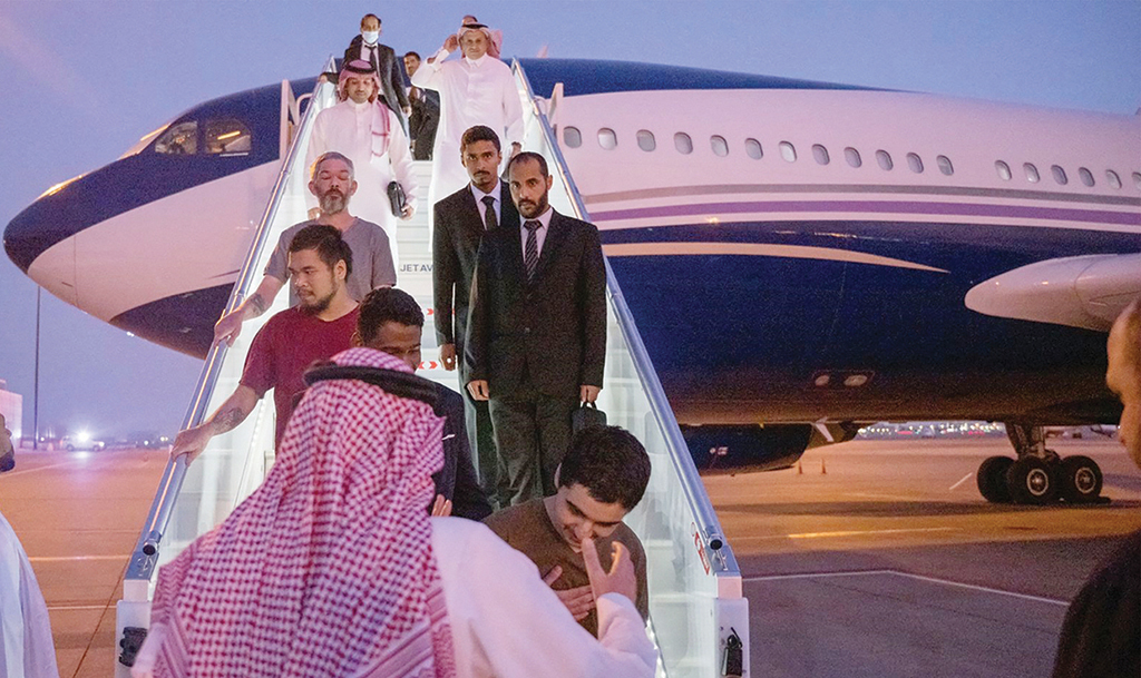 RIYADH: Prisoners of war arrive from Russia at Riyadh airport on Sept 21, 2022. - AFP