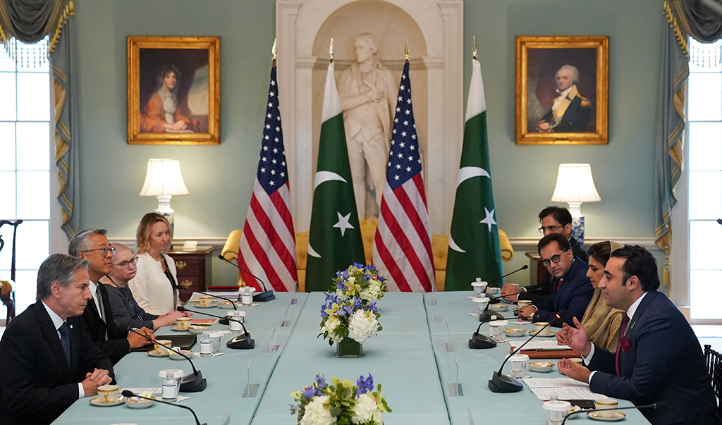 NEW YORK, United States: US Secretary of State Antony Blinken (L) meets with Pakistani Foreign Minister Bilawal Bhutto-Zardari at the State Department in Washington. – AFP