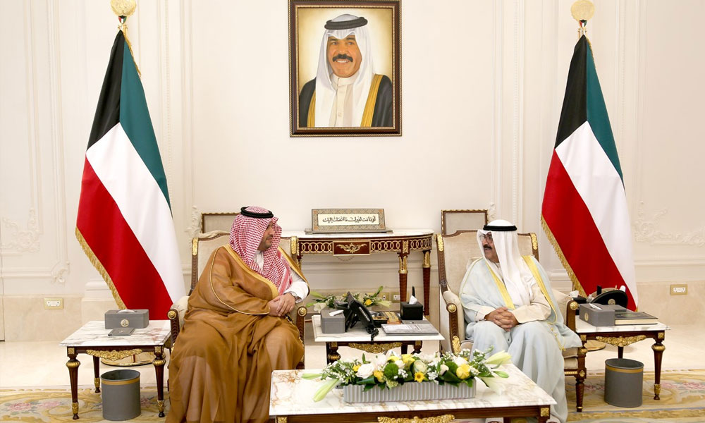 Kuwait Crown Prince receives Prince Turki bin Mohammad Al Saud