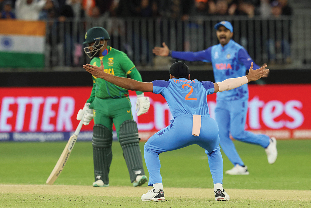 PERTH: India's Arshdeep Singh appeals against the wicket of South Africa's Rilee Rossouw during an ICC men's Twenty20 World Cup 2022 cricket match at the Perth Stadium on Oct 30, 2022.  -  AFP photos