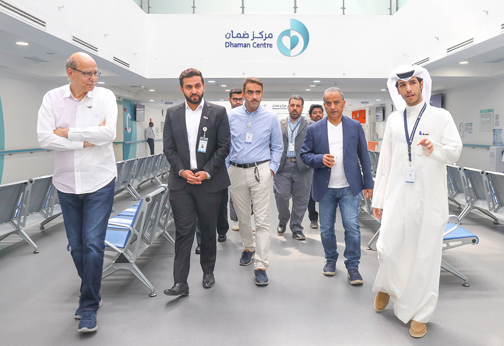 KUWAIT: Dr Yaqoub Al-Tammar tour the facilities with DHAMAN officials.