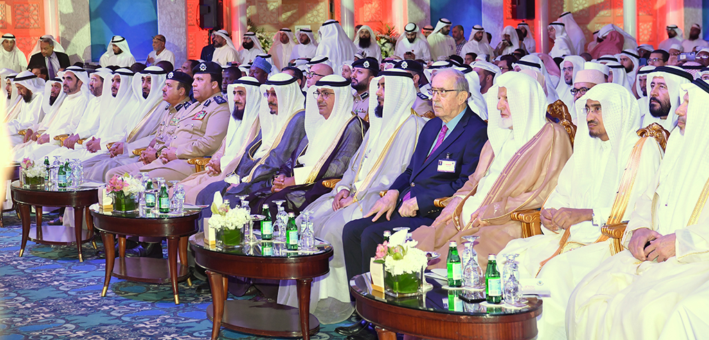 KUWAIT: Senior officials attend the conclusion ceremony of Kuwait's Quran Memorization and Tajweed Grand Award. - Amiri Diwan photos