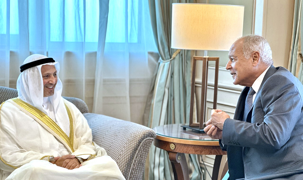 ALGIERS: Kuwaiti Foreign Minister Sheikh Salem Abdullah Al-Jaber Al-Sabah meets Arab League Secretary-General Ahmed Aboul Gheit on Saturday. – KUNA