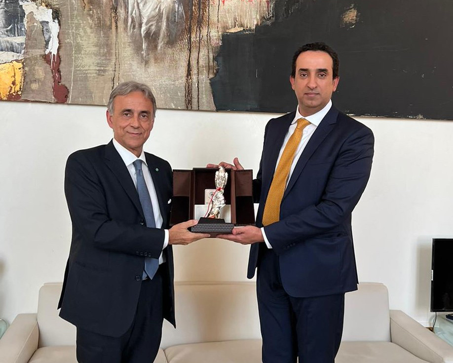 ROME: Kuwaiti Ambassador Naser Al-Qahtani meets Secretary-General of the Italian Foreign Affairs Ministry Ambassador Ettore Sicoi. – KUNA