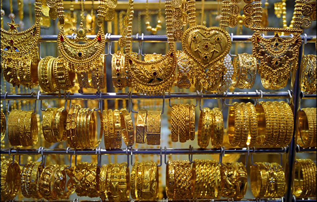 KUWAIT: Gold ornaments are displayed at a jewelry shop in downtown Kuwait. – Photo by Yasser Al-Zayyat