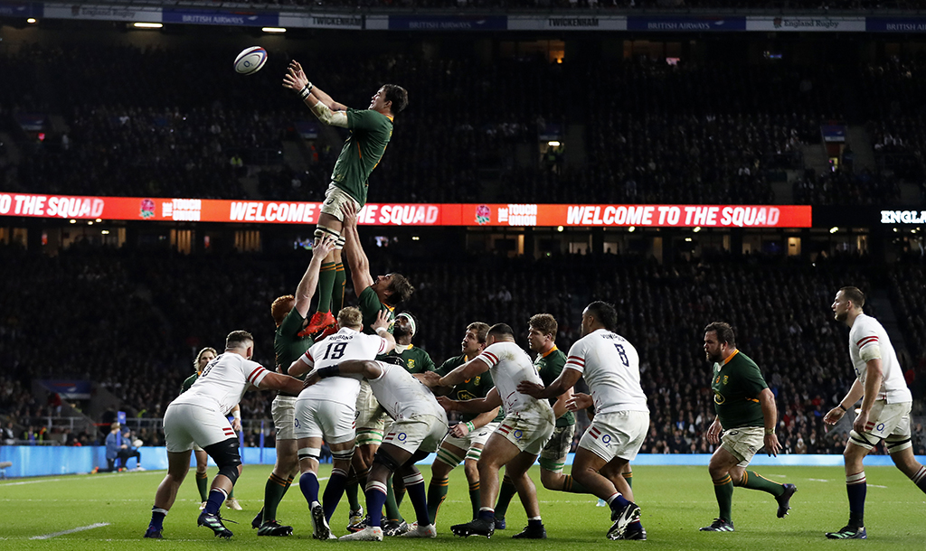 LONDON: South Africa’s flanker Franco Mostert catches the ball in the line out during the Autumn Nations Series International rugby union match between England and South Africa at Twickenham stadium on November 26, 2022.- AFP
