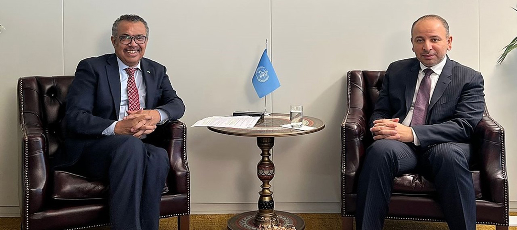 GENEVA: General Director of the World Health Organization (WHO) Tedros Ghebreyesus meets Kuwait’s permanent representative to the United Nations Ambassador Nasser Al-Hayen. – KUNA