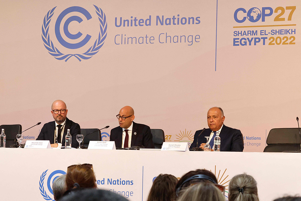 SHARM EL SHEIKH: (From left) UN's climate change communications officer Alexander Saier, UN's climate change executive secretary Simon Stiell and COP27 President Sameh Shoukry listen to questions following the opening ceremony of COP27 at Sharm El Sheikh International Convention Centre on Nov 6, 2022. – AFP