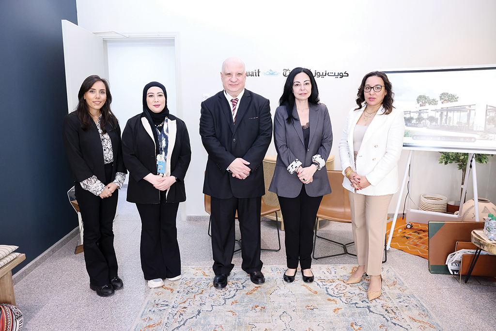 KUWAIT: Mustafa Qamhiya and Majd Othman with Margo Helou, Asmae Aitssi and Hala Al-Feghali at Kuwait Times’ diwaniya during their visit to Kuwait Times offices.