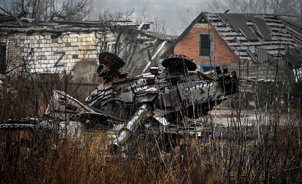 KAMYANKA, Ukraine: Photo shows a destroyed tank on the outskirts of the village of Kamyanka near Izyum, Kharkiv region, amid the Russian invasion of Ukraine. - AFP