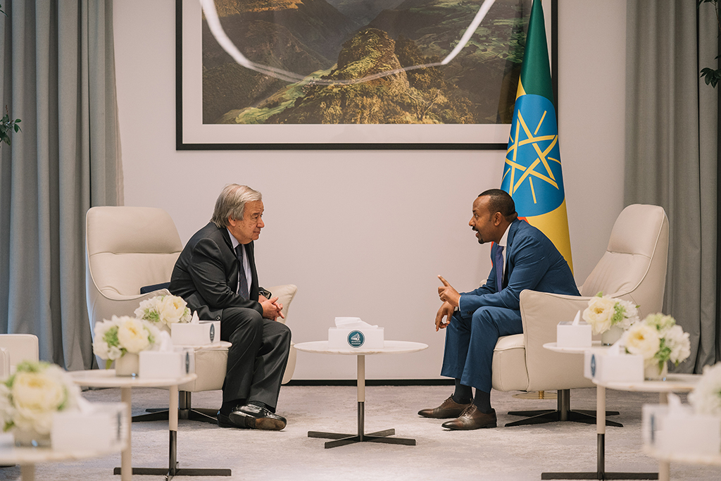 ADDIS ABABA, Ethiopia: This handout photo taken and distritbuted by the Ethiopian Prime Minister's Office on December 1, 2022 shows United Nations Secretary-General Antonio Guterres (L) meeting with Ethiopia Prime Minister Abiy Ahmed at Prime Minister’s office in Addis Ababa, Ethiopia. – AFP