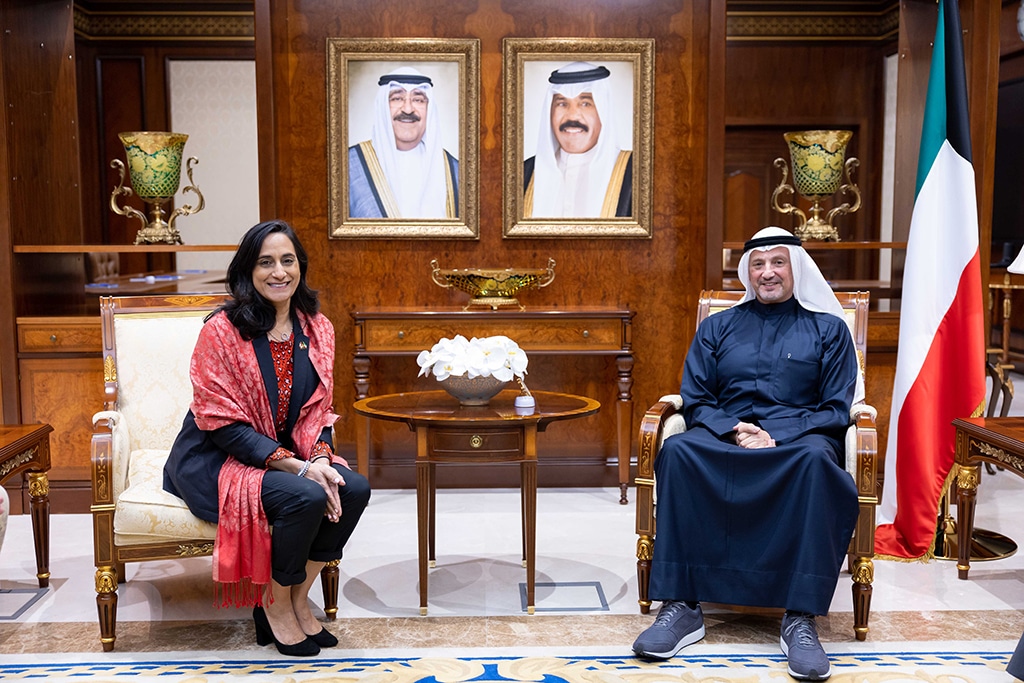 KUWAIT: Kuwait Foreign Minister Sheikh Salem Abdullah Al-Jaber Al-Sabah recieves visiting Canadian Defense Minister Anita Anand.- KUNA