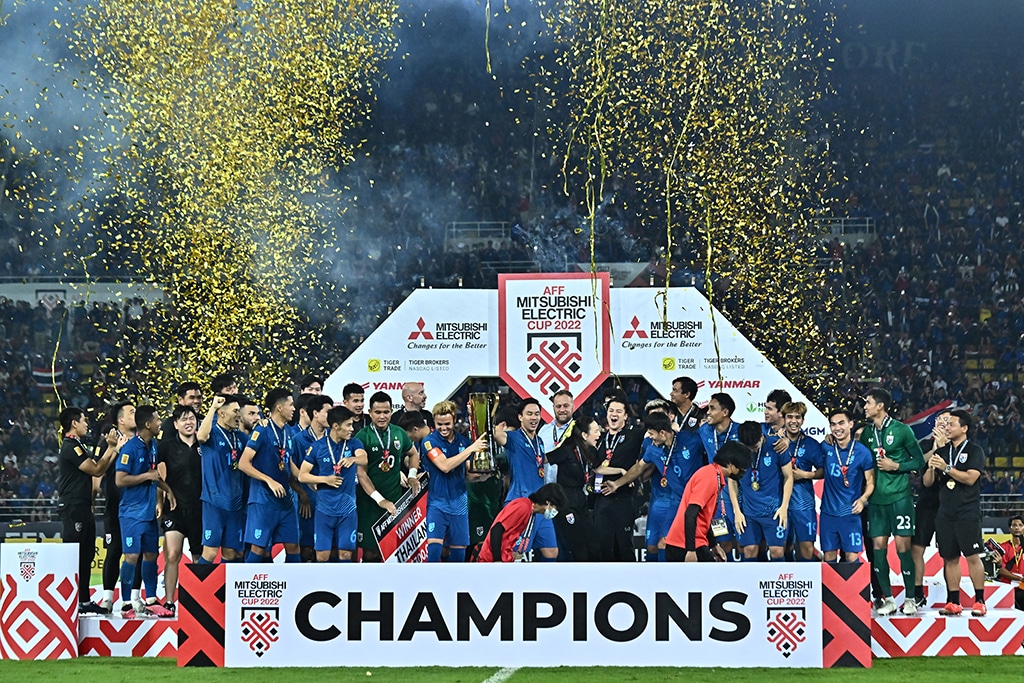 BANGKOK: Thailand's football team celebrates winning the AFF Cup final match against Vietnam at Thammasat Stadium on Jan 16, 2023. - AFP