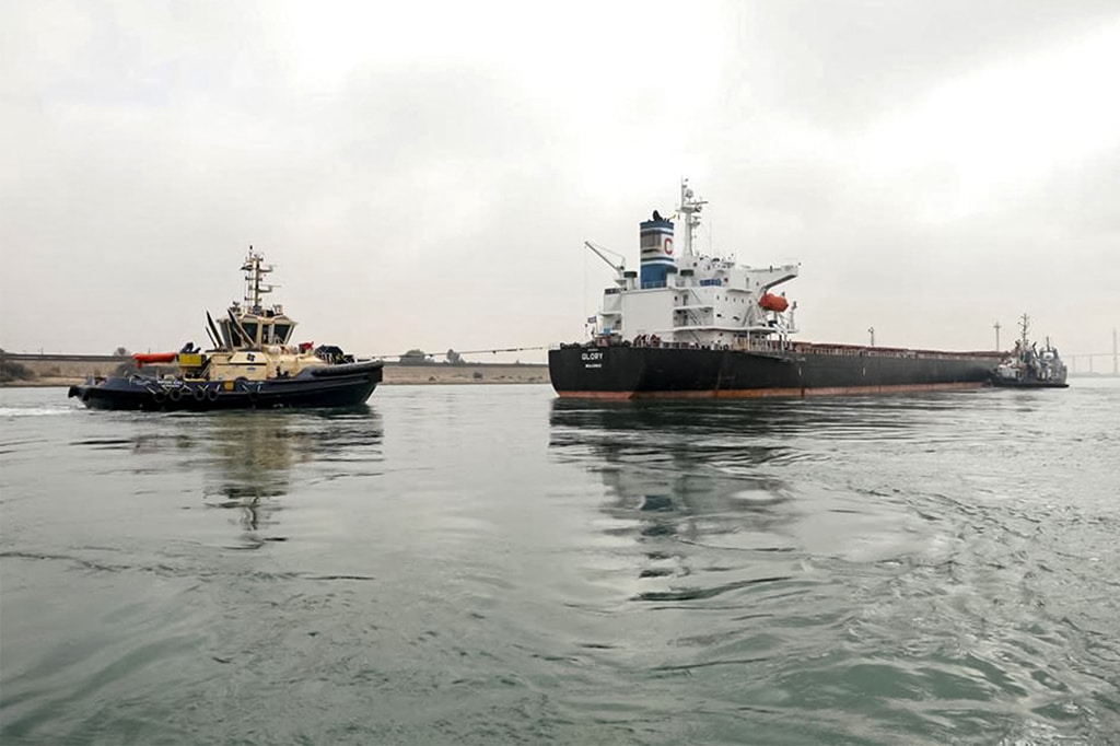ISMAILIA, Egypt: A tugboat pulls the Marshall Islands-flagged bulk carrier M/V Glory in the Suez Canal on Jan 9, 2023. – AFP