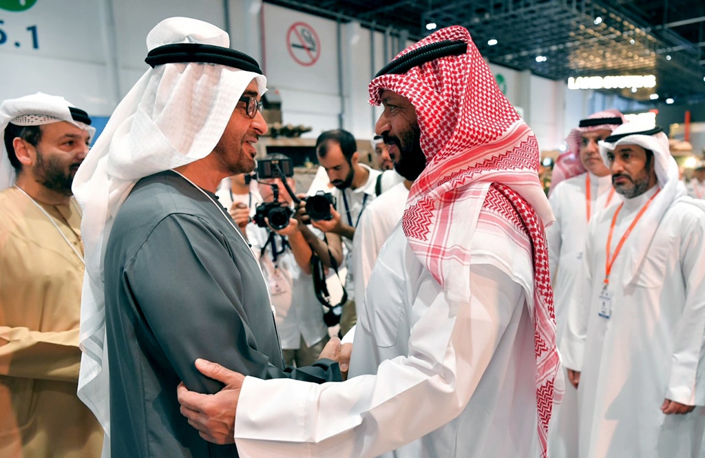 ABU DHABI: UAE President Sheikh Mohammad bin Zayed Al-Nahyan meets Kuwaiti First Deputy PM, Interior Minister and acting Defense Minister Sheikh Talal Al-Khaled Al-Sabah. - KUNA