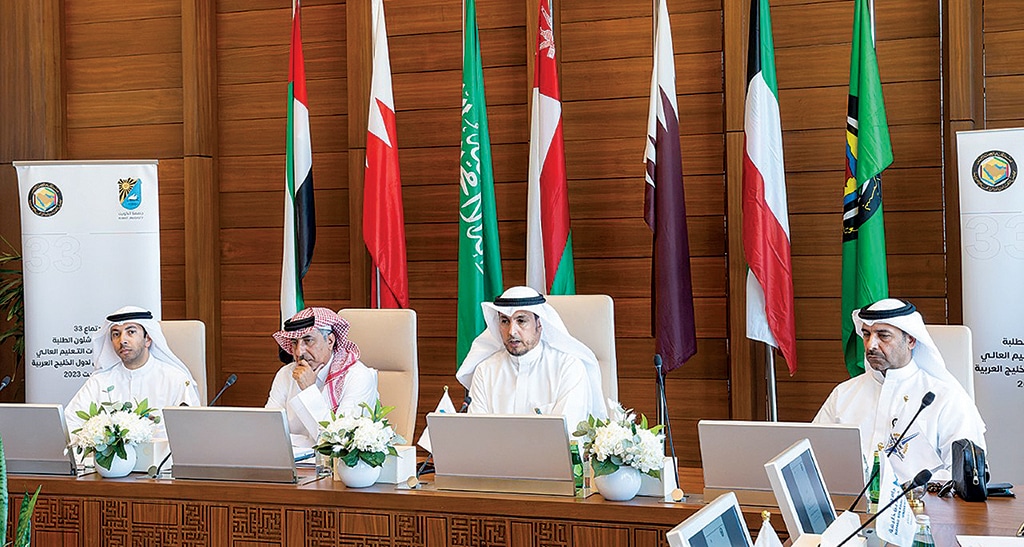 Kuwait University Acting Director opens session, with GCC higher education chief attending. — KUNA photos