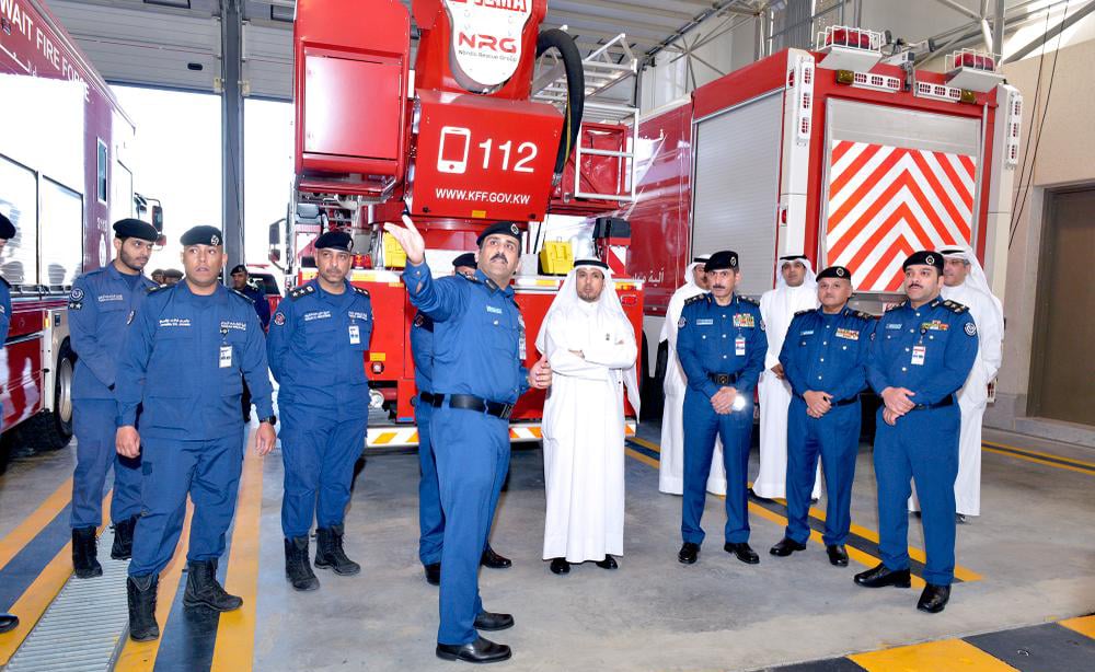 KUWAIT: A member of the Kuwait Fire Force gives a tour of the building on its opening day. – KUNA