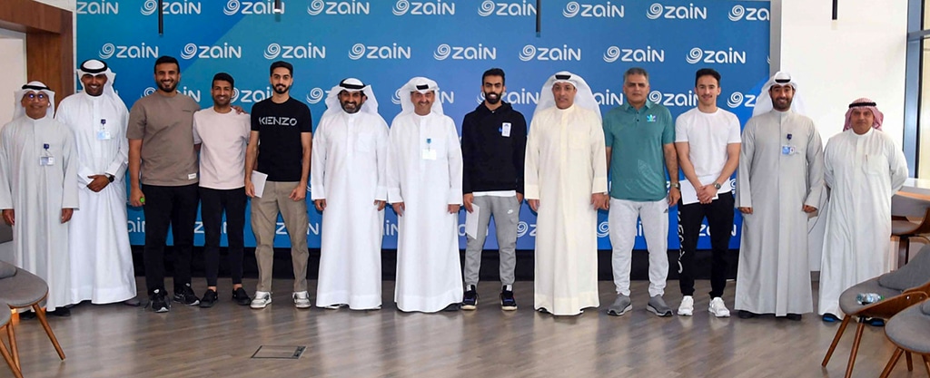 Zain awarded the players to encourage their outstanding performance.
