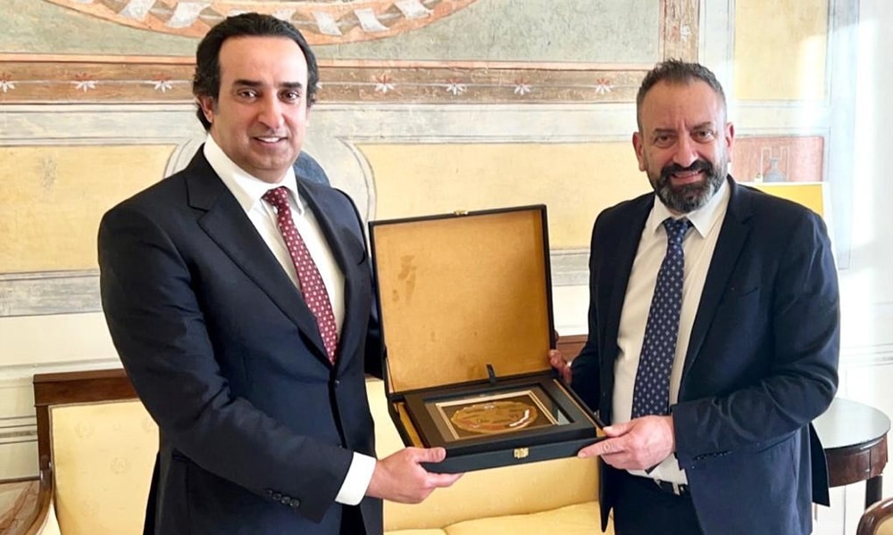 Kuwait's Non-Resident Ambassador to San Marino Nasser Sanhat Al-Qahtani and Minister of Foreign Affairs, International Economic Cooperation and Telecommunications Luca Beccari