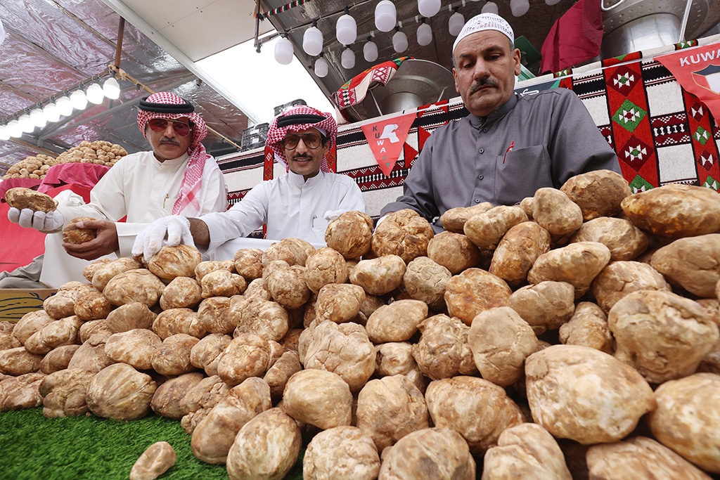 KUWAIT: Vendors display truffles at a market in Kuwait. — Photos by Yasser Al-Zayyat
