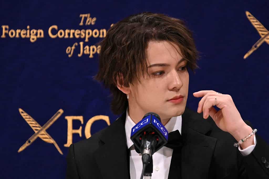 Japanese-Brazilian singer Kauan Okamoto, a former member of Japanese idol group Johnny's Junior, holds a press conference. - AFP photos