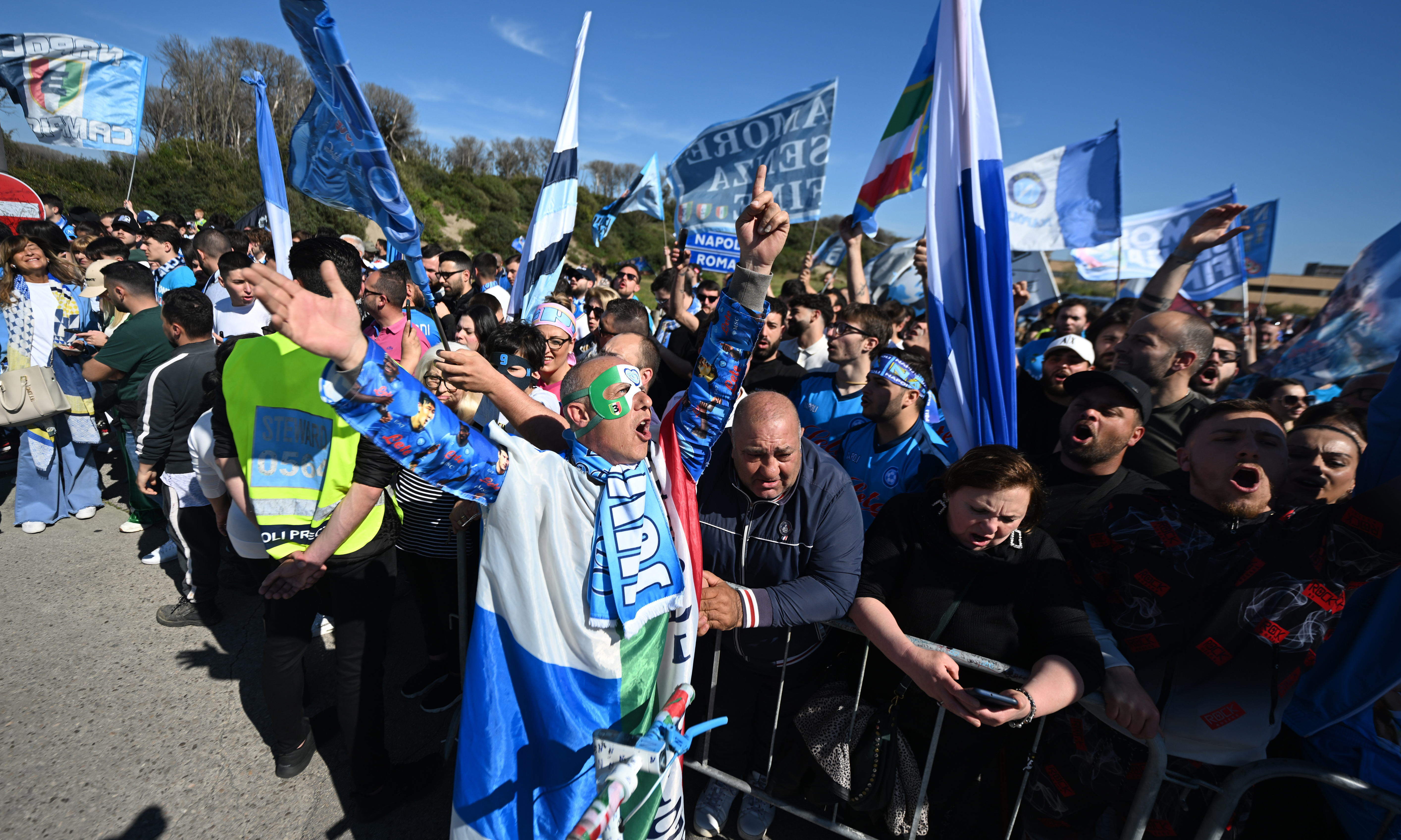 CASTEL VOLTURNO: Fans of SSC Napoli gather outside the club’s training centre in Castel Volturno, north of Naples, to welcome Napoli’s players.- AFP
