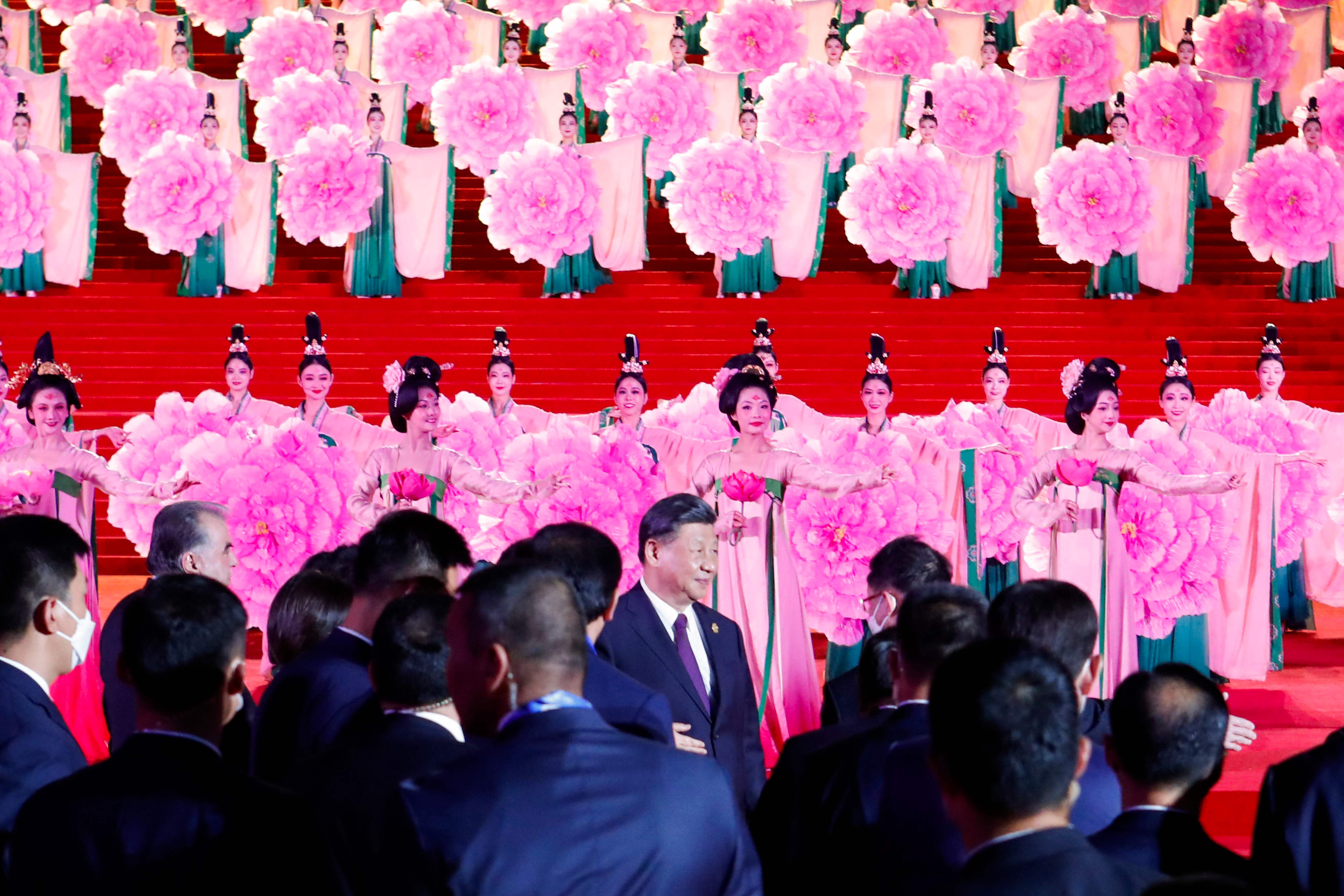 Chinese President Xi Jinping arrives for the welcome ceremony for the China-Central Asia summit in Xian, Shaanxi province on May 18, 2023. (Photo by FLORENCE LO / POOL / AFP)
