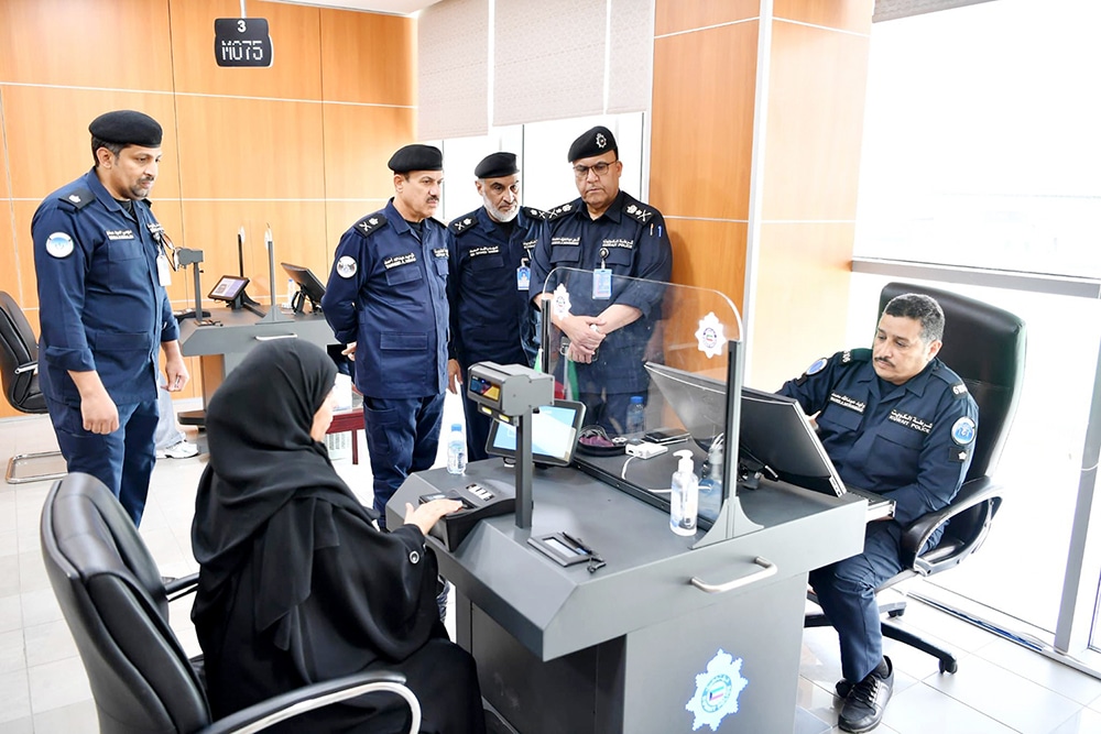 KUWAIT: Interior Ministry Undersecretary Lt Gen Anwar Al-Barjas visits a biometric scanning center to check the performance and facilities on May 31, 2023. —  KUNA