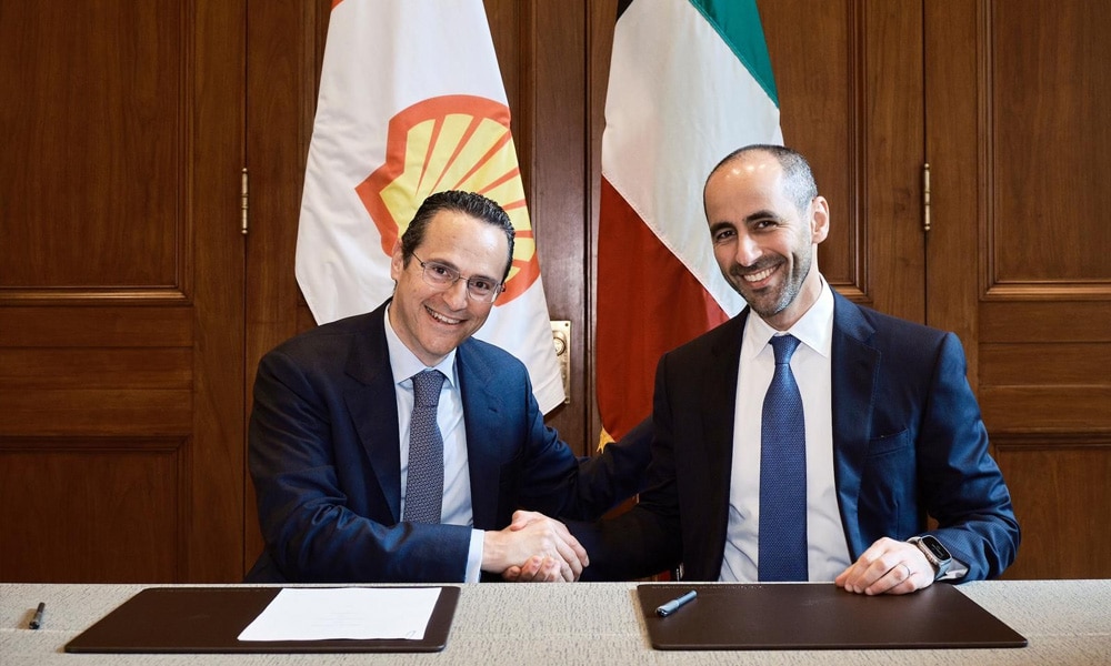 (KPC) CEO Sheikh Nawaf Saud Al-Sabah and Shell CEO Wael Sawwan sign the memorandum of understanding