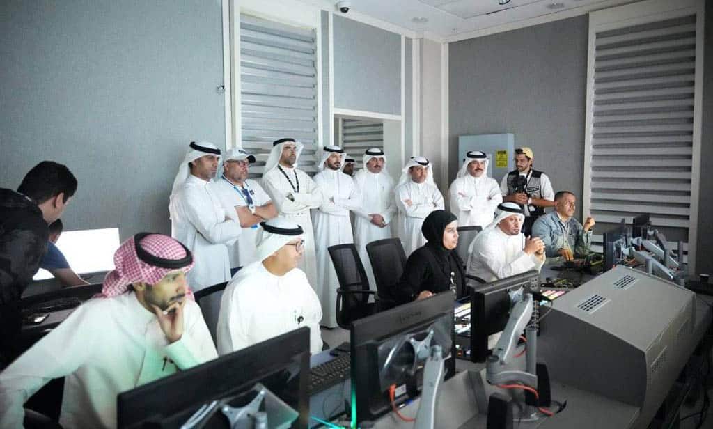 KUWAIT: Officials tour the media center designated for covering the 2023 National Assembly elections.n— KUNA photos