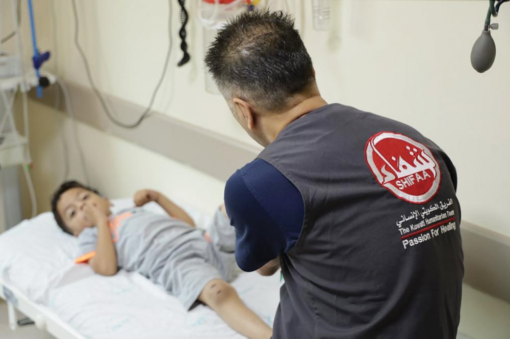 Kuwaiti team helps patients in Turkey