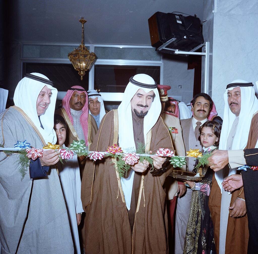 Late Sheikh Jaber Al-Ahmad Al-Sabah inaugurate Amiri Hospital