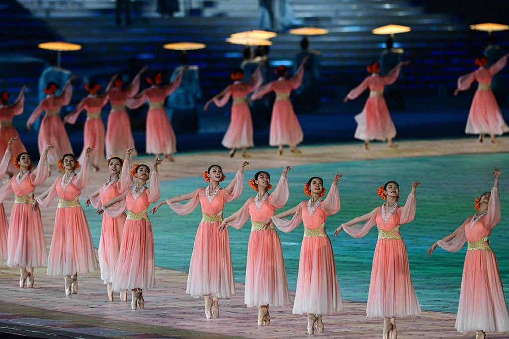 Xi declares biggest-ever Asian Games open